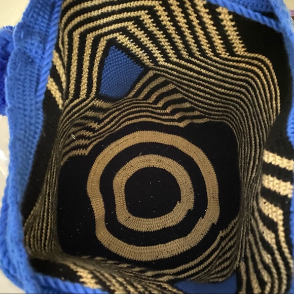 Colombian Wayuu Mochila Boho Shoulder Bucket blue and black handmade Bag - Picture 13 of 13